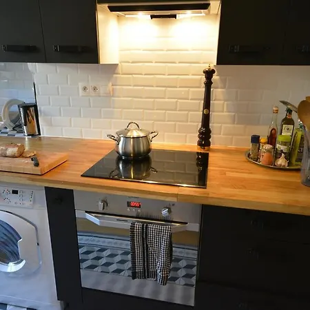 Be Our Guests In Port Le Pin Apartament Nicea